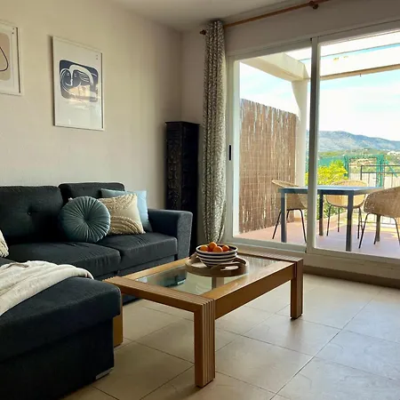 Hola Casa بيت للعطل